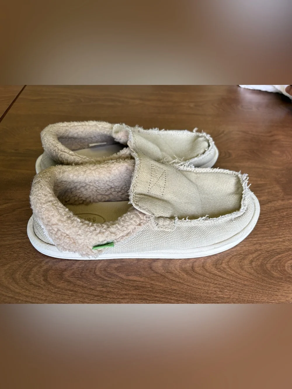 Sanuk Kids Beige Cozy Slip-Ons with Sherpa Lining